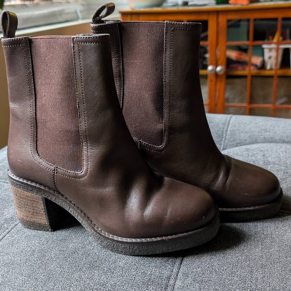 Seychelles LA Hustle Platform Chelsea Boot